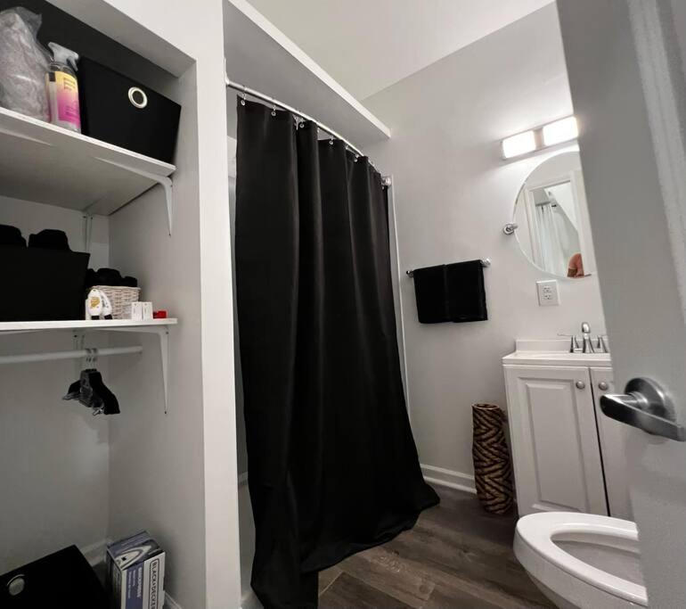 The Double Door Inn - Unit 1 Matthews Luaran gambar